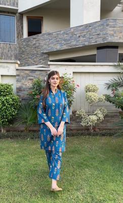 2 Pcs Women's Stitched Arabic Lawn Printed Shirt And Trouser