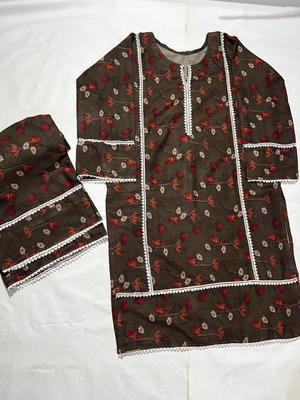 2 Pcs Women's Stitched Dhanak Printed Suit