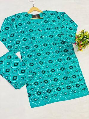 2 Pcs Women Stitched Lawn Printed Suit